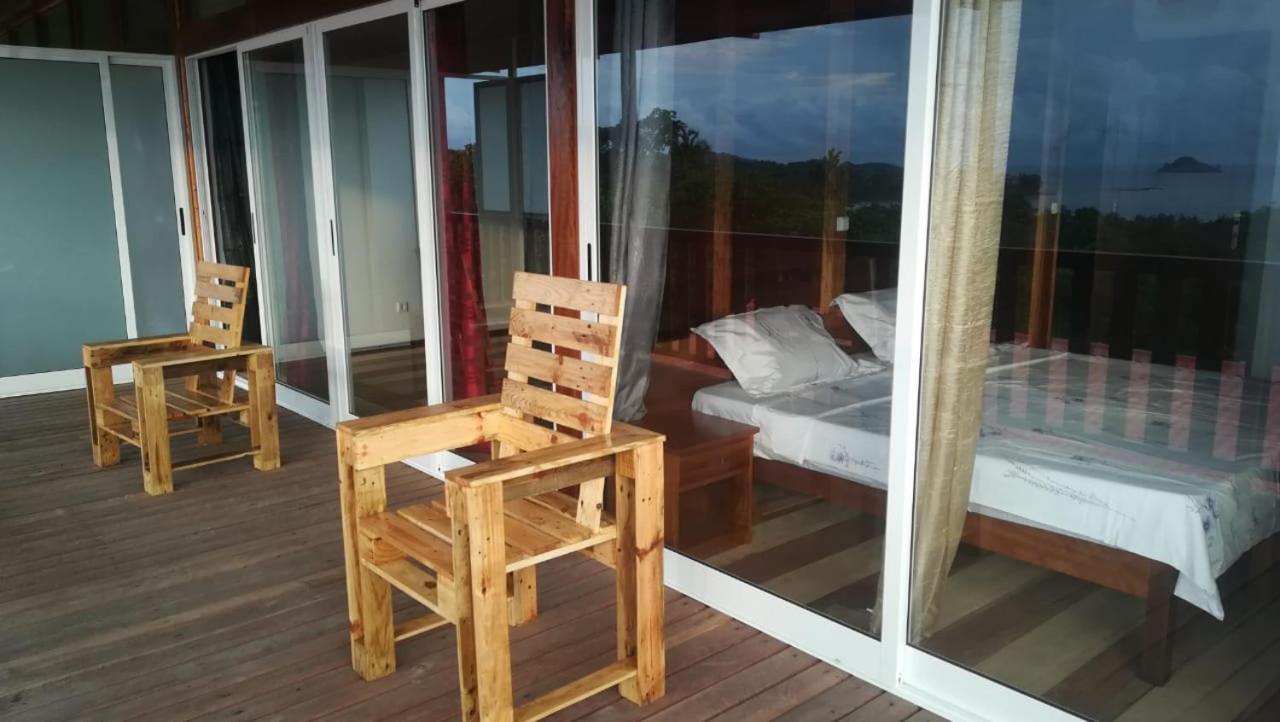 Domus Guesthouse Santana Exterior foto